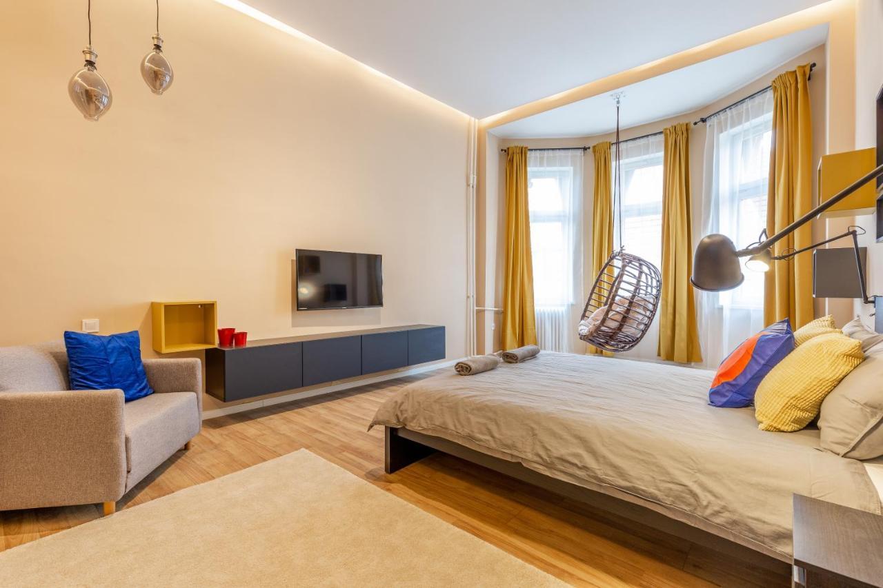 W24- Boutique Apartments, Best Location. By Bqa Будапешт Экстерьер фото