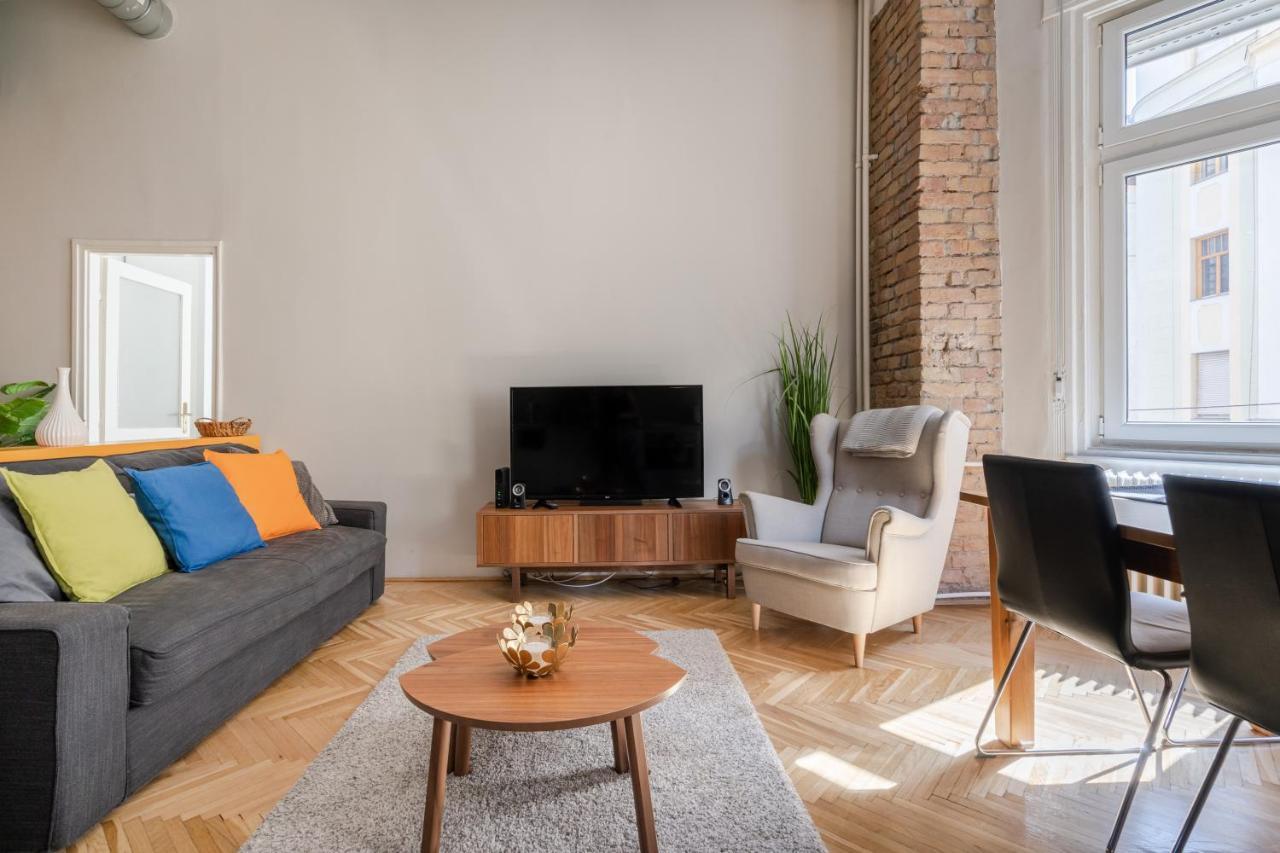 W24- Boutique Apartments, Best Location. By Bqa Будапешт Экстерьер фото